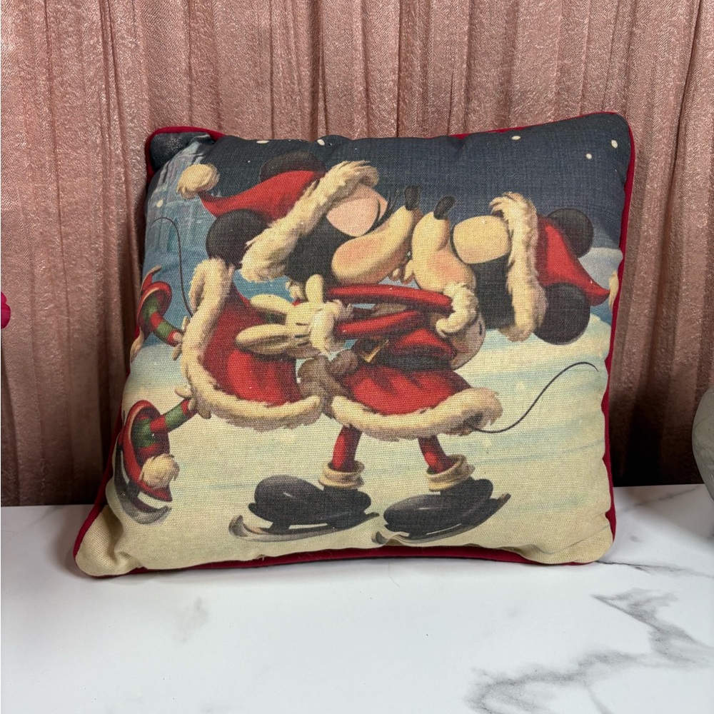 Disney Holiday Pillow Mickey and Minni